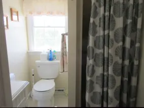 Brant Beach Bayside Single Family close to Bayview Park - Image 3