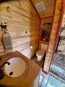 Come to the country and relax and unplug! Only 15 min. from downtown Branson! - Image 5