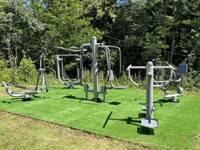 Stugan renoverades på ruinerna av den XV: e århundradet, relaxavdelning (jacuzzi) och simning - Image 5