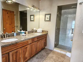 Luxury Adobe Gem - Epic Mountain Views, Hot Tub, Foosball, Loft - Image 3