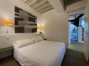 Stylish apartment in the historic center of Cortona - Image 5