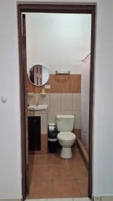 Velaz Guesthouse - Image 2