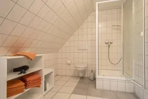Appartamento duplex \"Appartamento per vacanze a 4 stelle n. 1\" con Wi-Fi, giardino e terrazza - Image 4