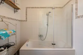 Apartamento \"Tegernseele\" com vista para a montanha, terraço privado e acesso Wi-Fi - Image 4