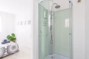 Hermoso departamento con balcón - Image 3