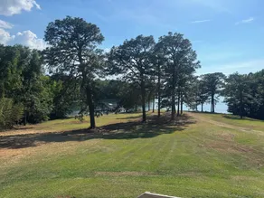 Near Dam-Lake Front Estate w/ Large Dock, Private Ramp, and Beautiful Sunsets - Image 5
