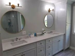 Beautiful home!!! Private game room, swimming pool and pets allowed. - Image 3