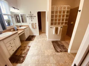 Large 3 bdm home close to Lake Sumpter pet friendly golf cart and WIFi included - Image 3