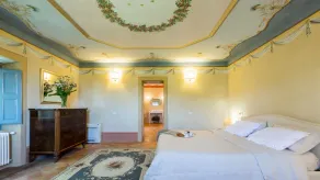 Splendid Villa for 12. Pool, outdoor Jacuzzi 25-hectare Park, Hunting, Fishing - Image 2