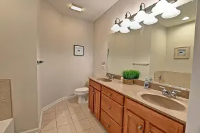 Beautiful 3 bed/ 2 bath condo in Bear Trap Dunes Golf community! Wi-Fi Available, Pool, Fitness Center, Beach Shuttle, Tennis! - Image 3