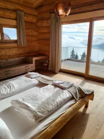 Chalet Klippitz Star, 1600m log cabin in the ski area, panoramic view - Image 3