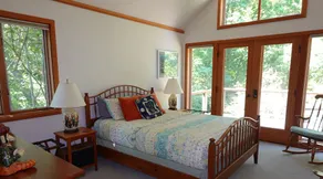 Waterfront cottage with tidelands, creek and waterfall! - Image 5