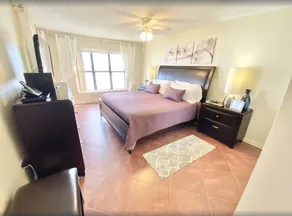 DIRECT OCEAN FRONT ON BEACH! Amazing views throughout! Mthly Discount! 2br/2ba - Image 3