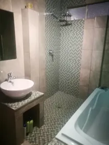 Naisar Sparkling Apartment - Image 3