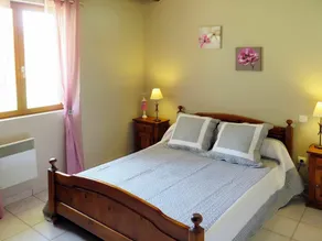 Smuk privat feriebolig med jacuzzi, privat pool, WIFI, TV, terrasse og kæledyr tilladt - Image 4