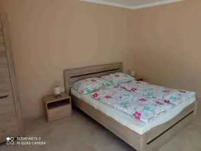 Studio for 2 people with air conditioning in city centre - Image 3