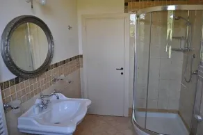 Casa Raissa A: A characteristic and welcoming apartment that is part of a villa immersed in a splendid landscape, in a lovely little hamlet, with Free WI-FI. - Image 2