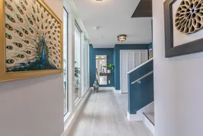 Luxury 2-story Penthouse located in Coconut Grove Hotel-includes Parking - Image 2