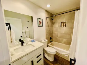 Luxury 2/2 condo faces Beaver Creek and is steps from Gondola - Image 4