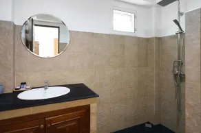 Luxury 3 bedroom villa with tropical garden private pool - area of 1200m2 - Image 5