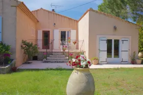 Les Murmures du Temps Luftkonditionerad 3-rums villa i Carpentras med pool - Image 4
