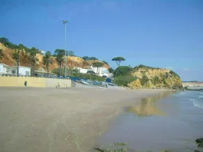 Beautiful 2-Bed Apartment in Olhos de Agua - Image 5