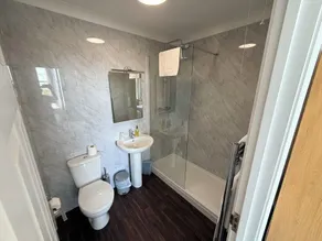 Imperial Lodge - Image 5