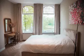 Beautiful townhouse at the waterfront near beach & city center  - Image 5