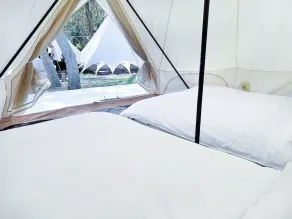 Touching camping - Image 2
