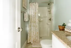 Located close to wedding venues, university, shops and eateries and Newport.   - Image 5