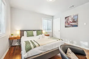 LuxoStays l! ! Lovely 2BR #SFO #Train #Laundry - Image 4