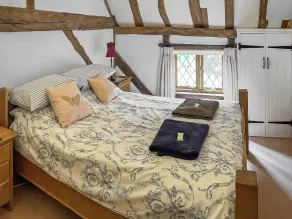 6 bedroom accommodation in Plaistow, near Petworth - Image 3