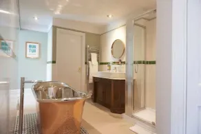 Embankment Hotel - Image 3