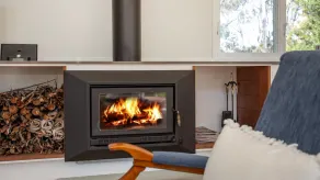 The Cabin - Waterfront with Fireplace - 5 mins to the Bay - Image 3