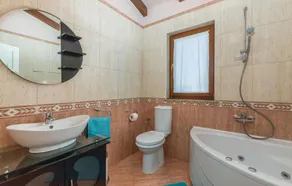 Nice Home In Novigrad - Image 4
