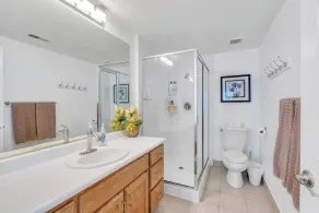 This apartment is a 2 bedroom(s), 1 bathrooms, located in Riverton, UT. - Image 5