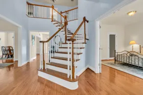 NY LISTE! Captivating Waterfront med alle bekvemmeligheder - Image 4