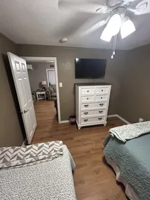 2-bedroom cabin over looking Kentucky Lake - Image 5