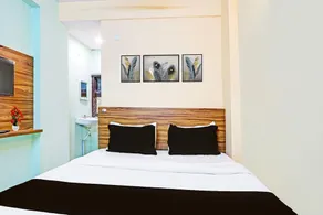 Super Deluxe Room Laxmi Residency - Image 2