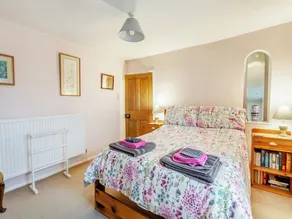 2 bedroom accommodation in Dilton Marsh, near Westbury - Image 4