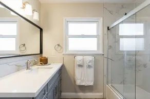 4 Bd Hillside Sanctuary |  Peaceful Retreat Near SDSU & Hiking - Image 3