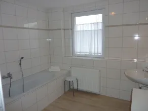 Appartement mit Balkon - Image 4