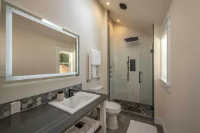 The 208 Guest House - Image 3