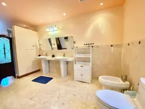 Royal Palms Estate - Image 5