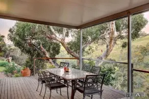 The rural escape to  wind down - cosy room  separate from the main house. - Image 5