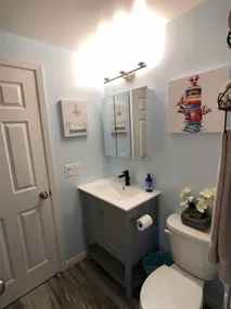 Elegant charming unit close to everything - Image 4