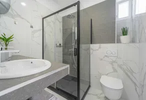4*Flat in the Heart of the City, Onsite parking, Wifi - Image 4