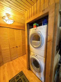 Traditional Mountain Cabin minutes from Kooser Lake and Hidden Valley Resort - Image 5
