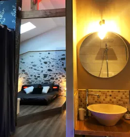 Romantic gite-Loft with private Spa near Nantes - Image 3