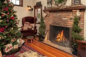 Come Stay On The Farm In Our Lovingly Restored 1909 Arts And Crafts Farmhouse - Image 2